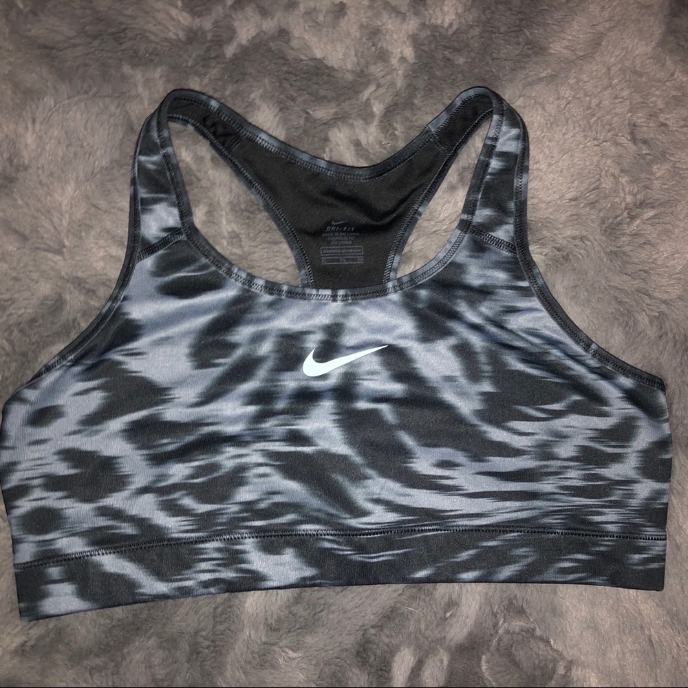 nike sports bra